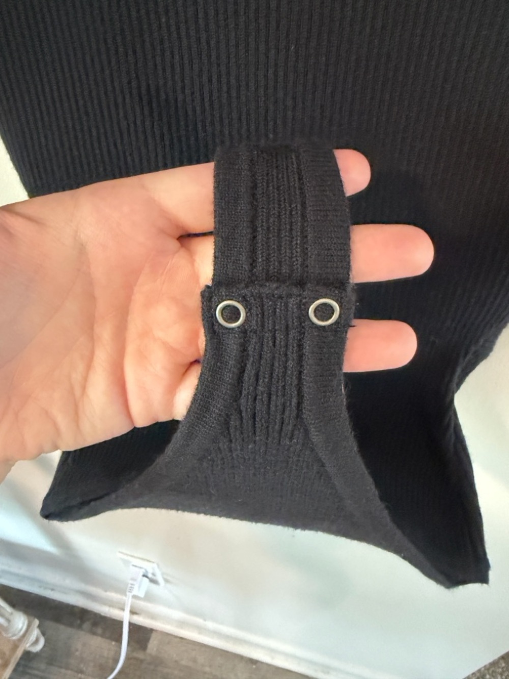 Abercrombie & Fitch Wrap Bodysuit Ribbed Knit S Black Crossover Sleeveless - Picture 4 of 4